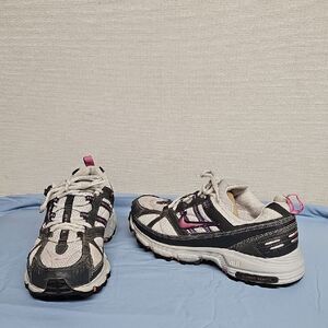 NIKE ALVORD 5 WOMENS TRAIL SNEAKERS BFPM-06-160
